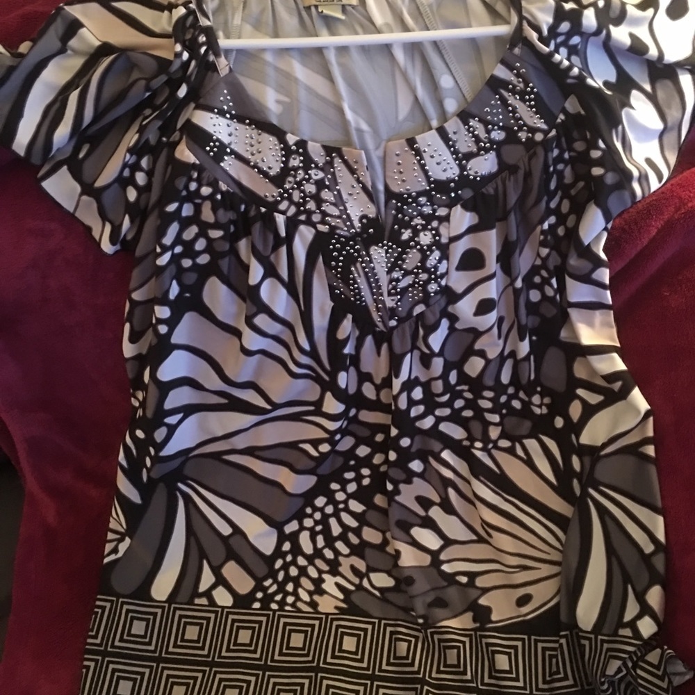 Silky embellished Top
